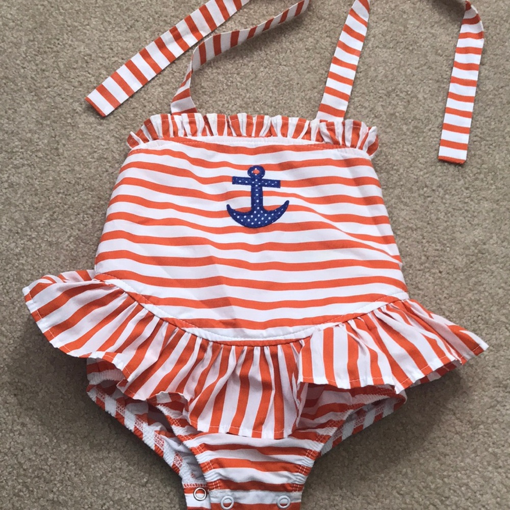 Bathing suit